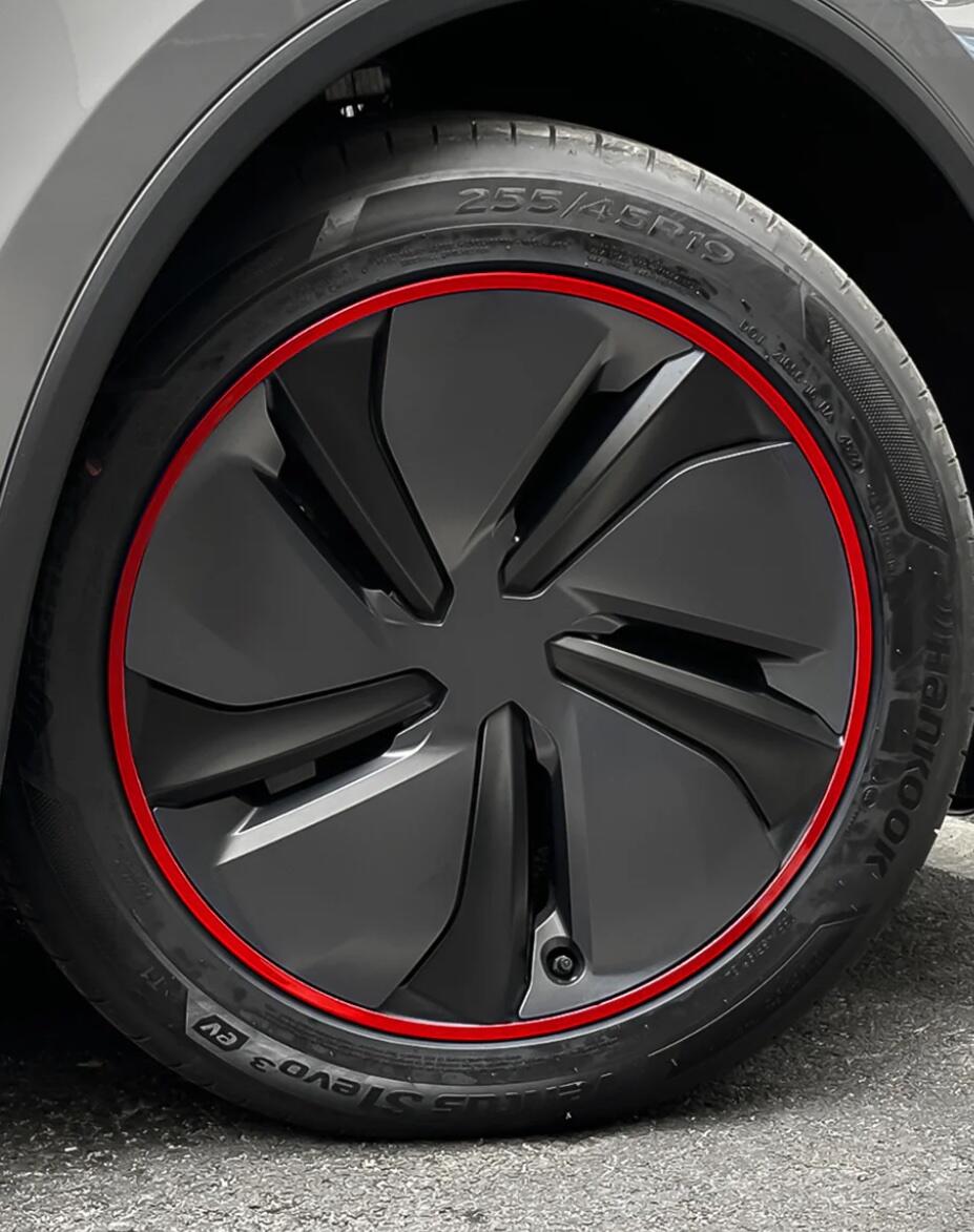 Teslahubs™ Aluminium Rim Protectors, Model 3, Y, S, X customer photo