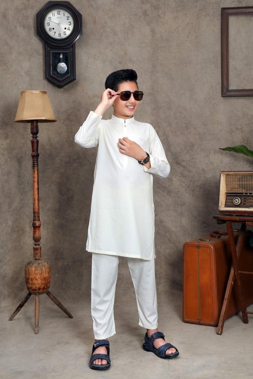 Nimra Khan review photo
