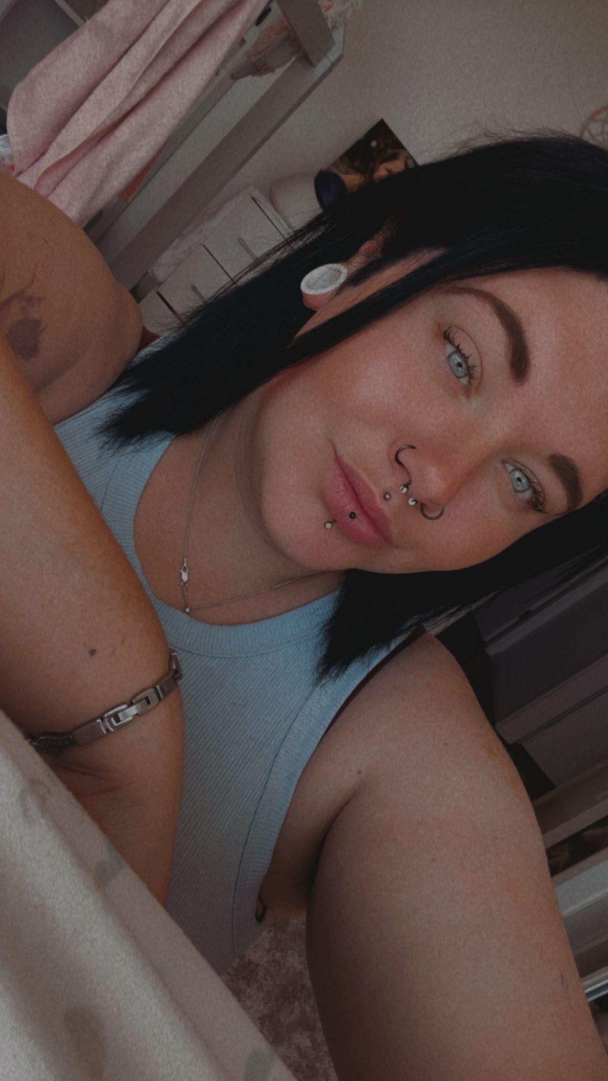 Customer wearing Muse extensions