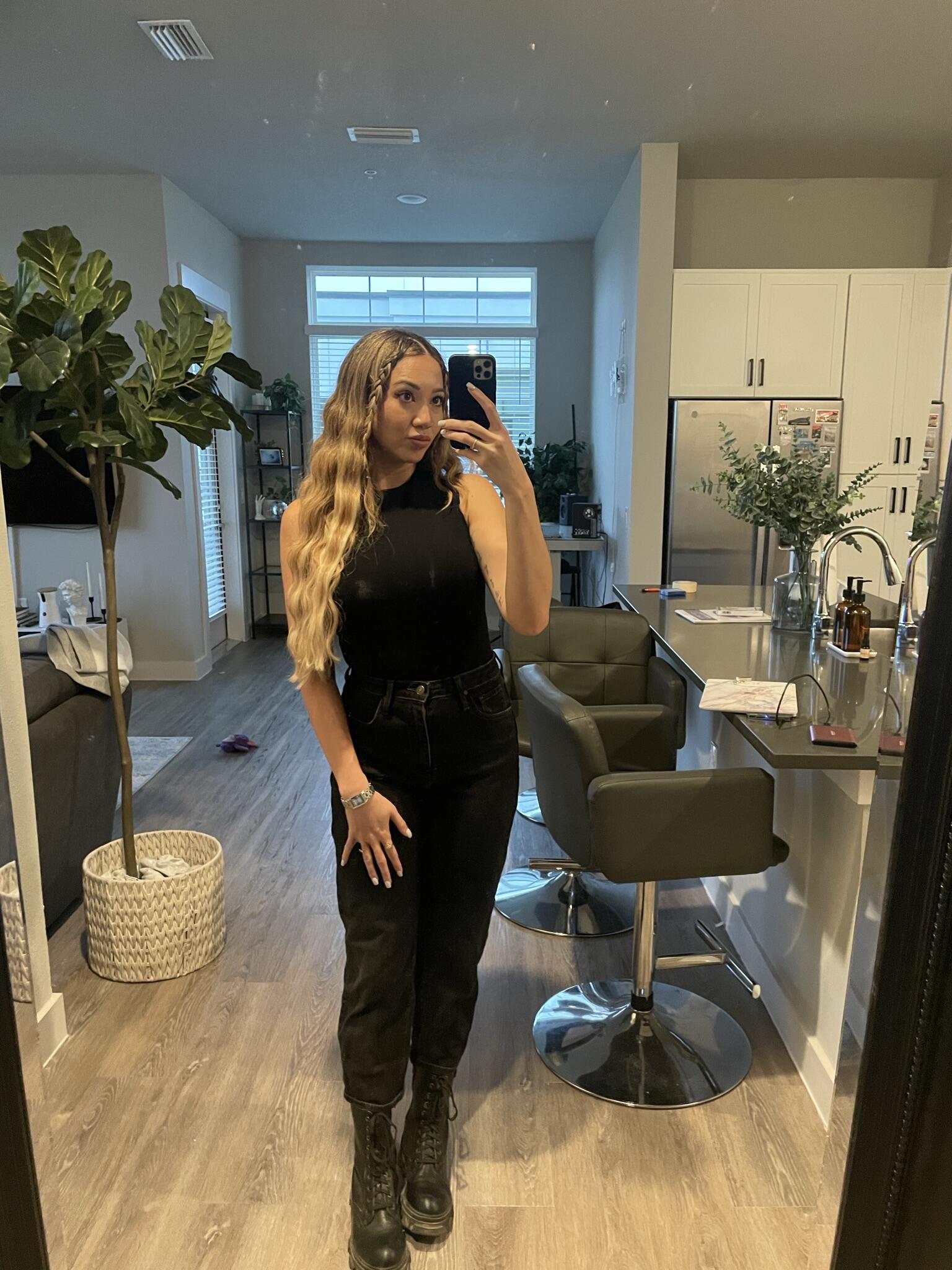 Customer wearing Muse extensions