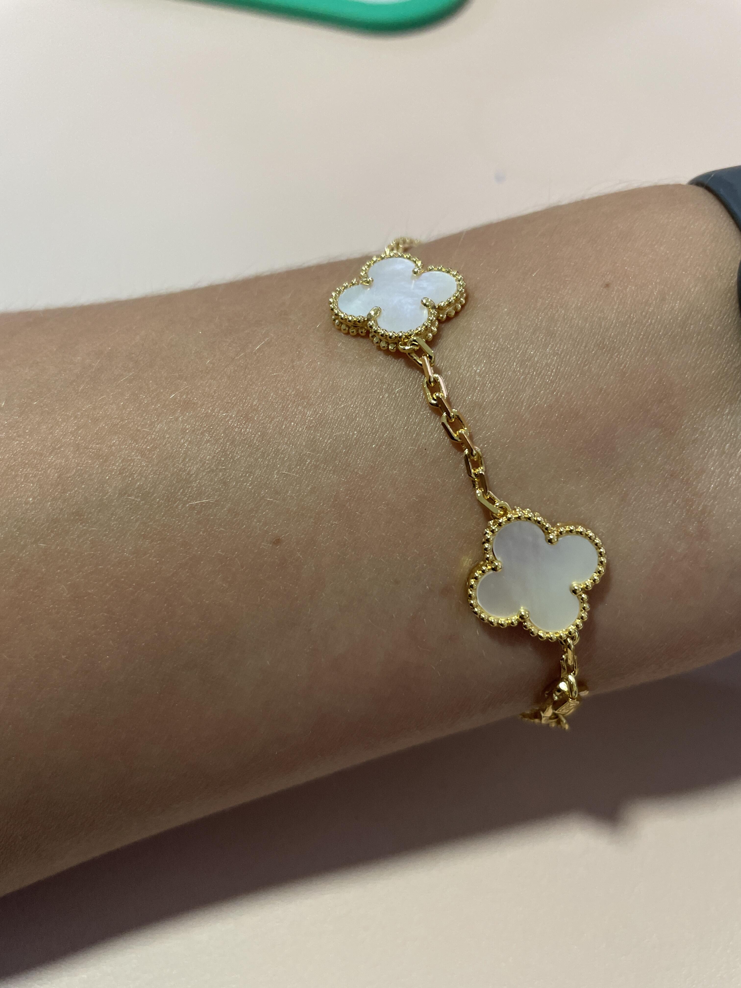 Pearl White Lindsay Bracelet (diamanté & plain)