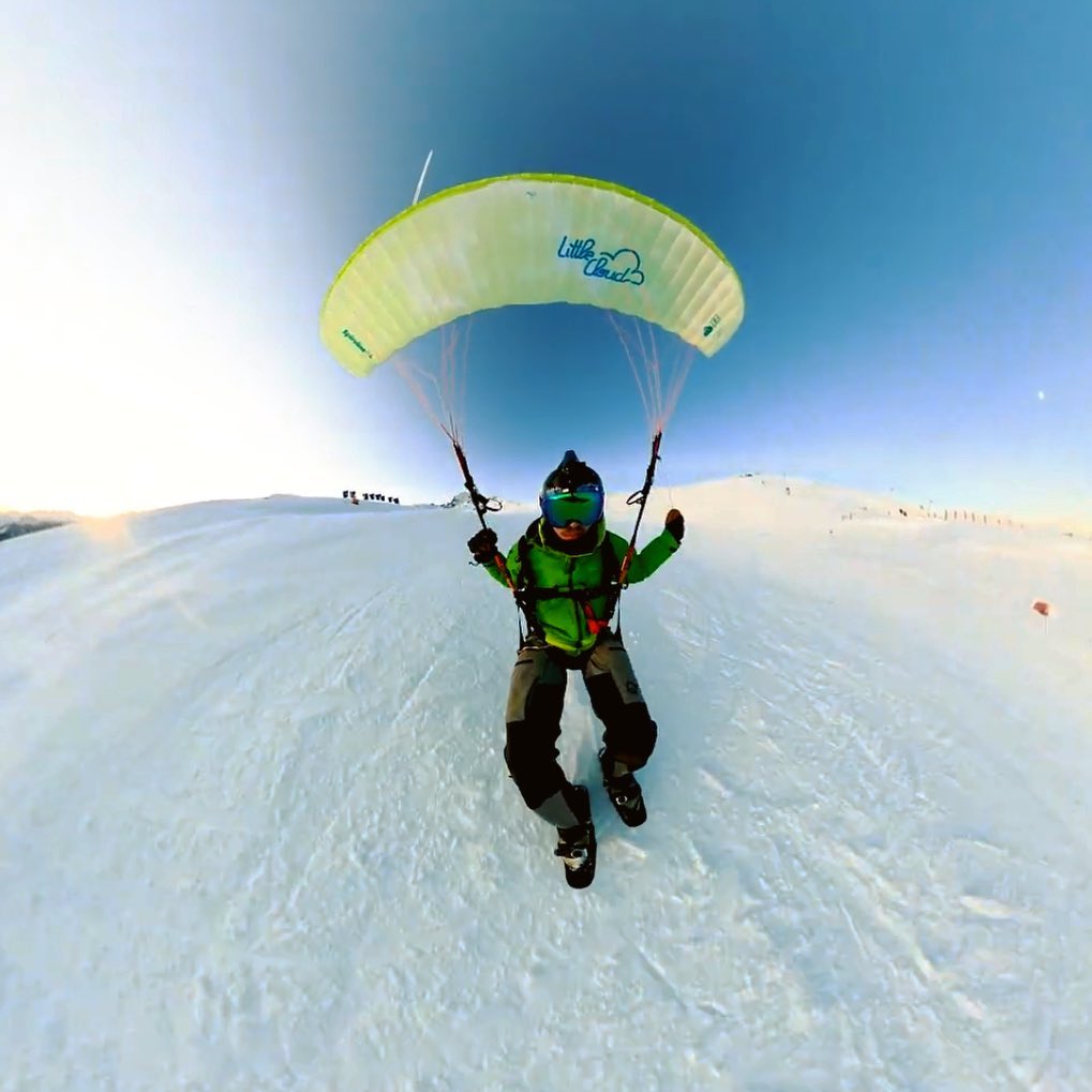 Photo from Aljaz Salkic's Snowfeet review