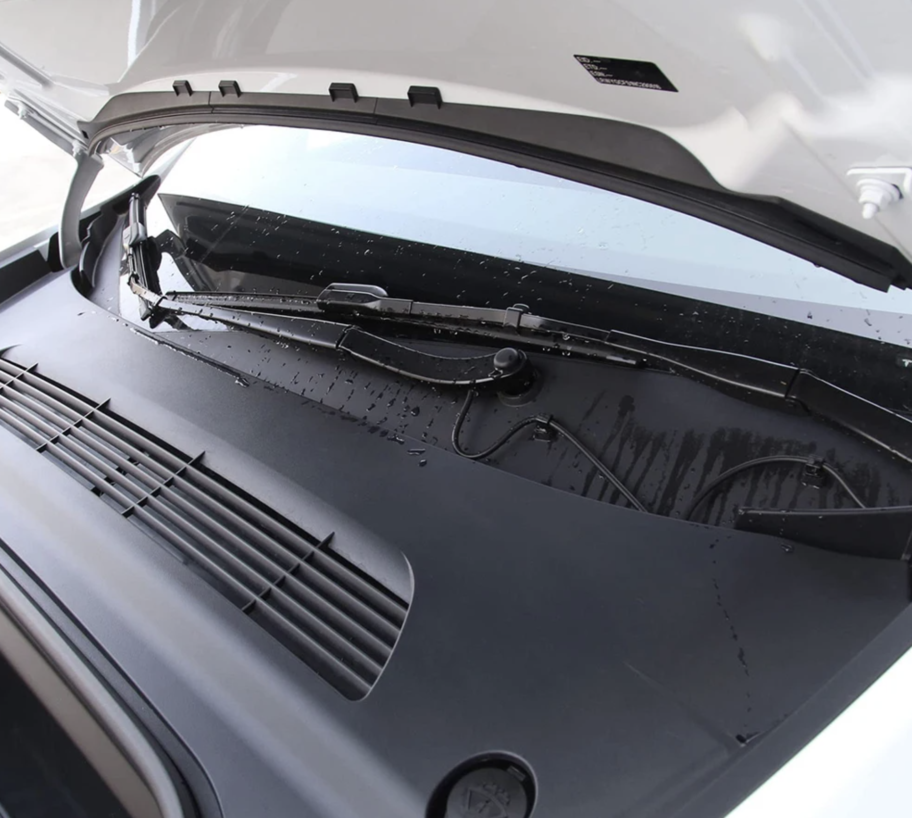 TeslaHubs™ ProGuard: Advanced Noise Reduction & Weatherproofing Kit customer photo