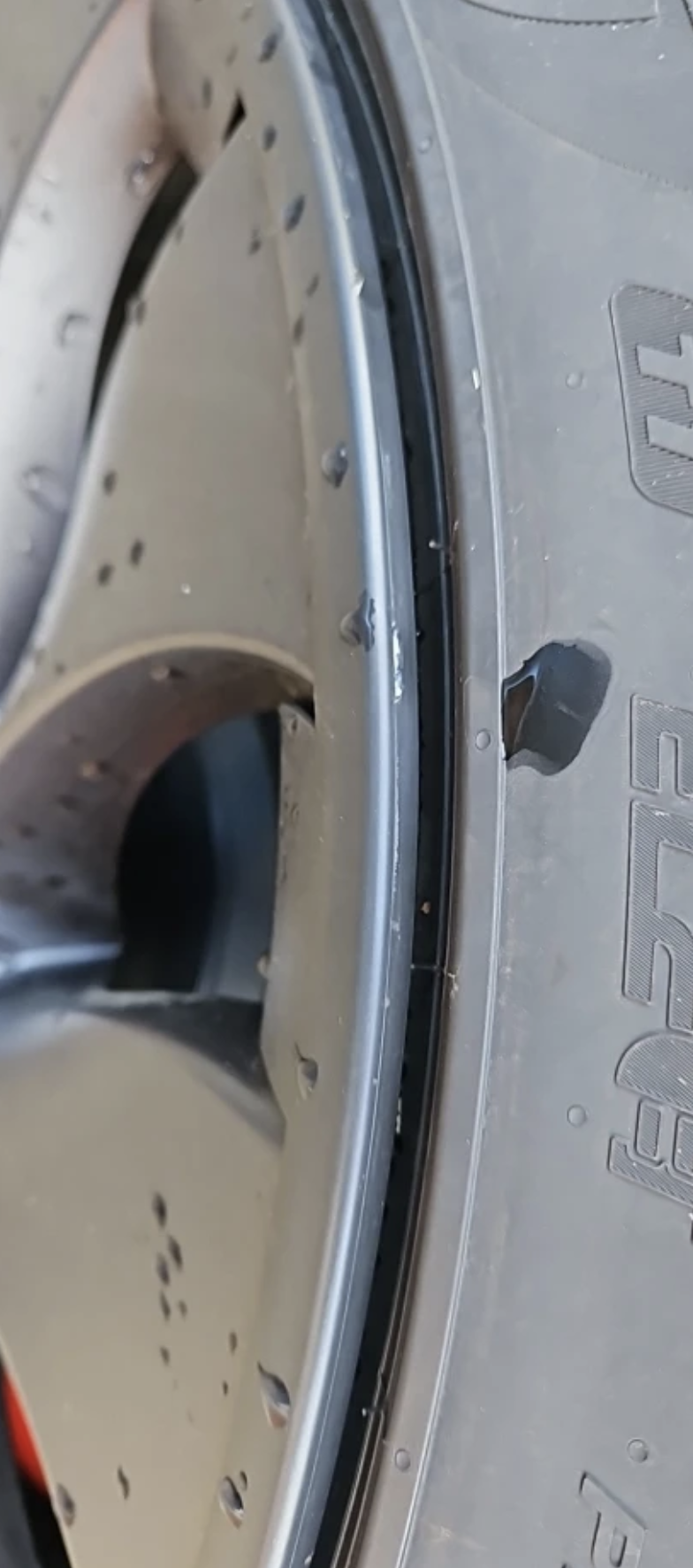 TeslaHubs™ Rim Shield  Advanced Protection Kit For Model Y customer photo