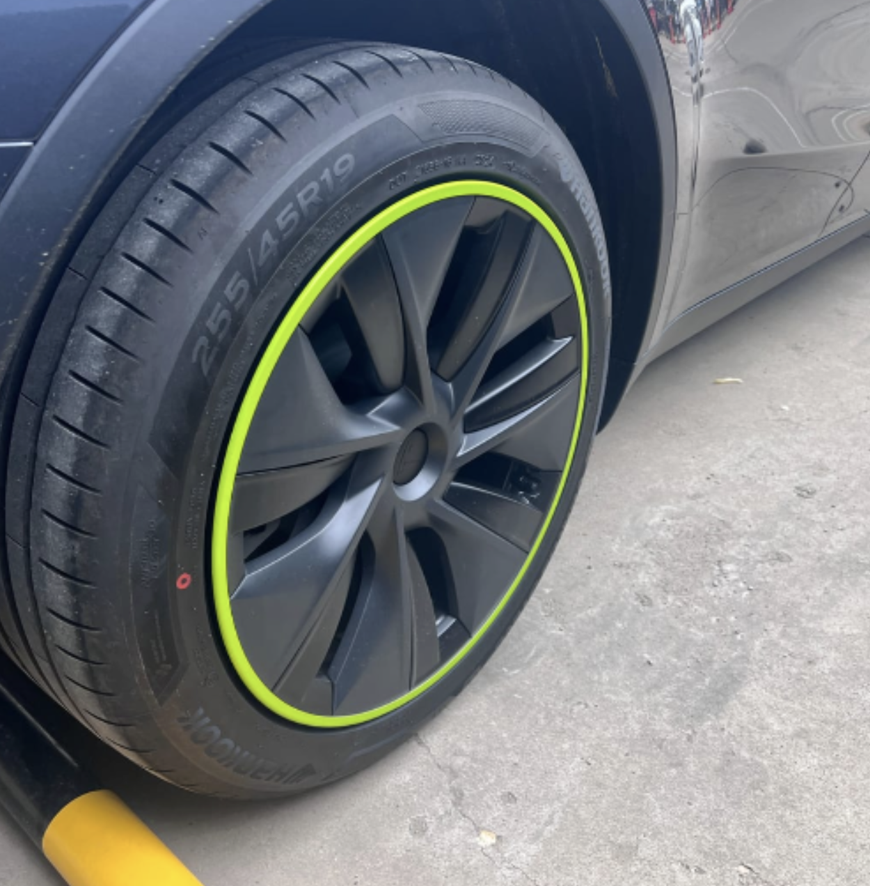 Teslahubs™ Aluminium Rim Protectors, Model 3, Y, S, X customer photo
