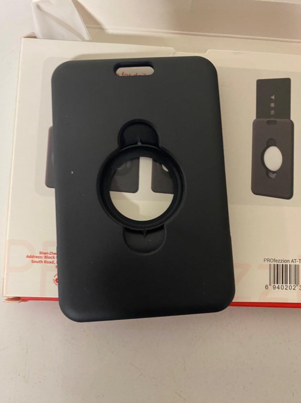 TeslaHubs™ Card Case with Air Tag customer photo