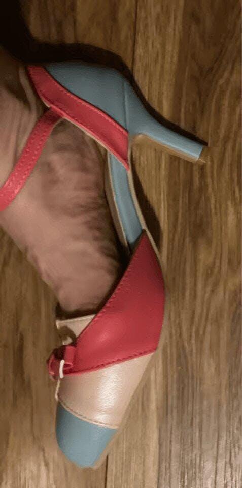 Isabella L.