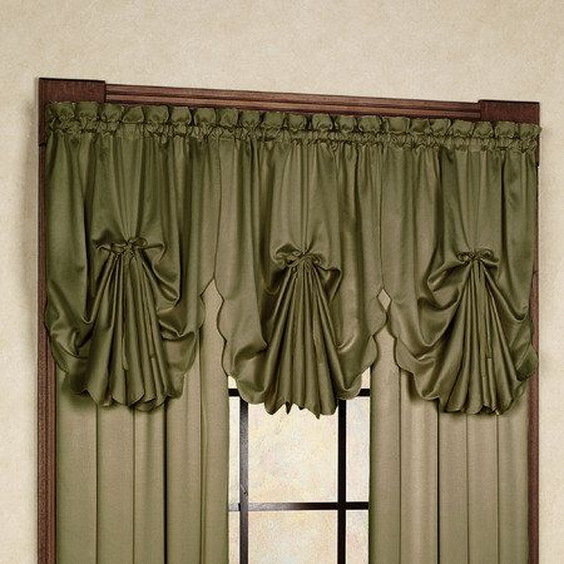 ผ้าม่านสีเขียว สวยๆ