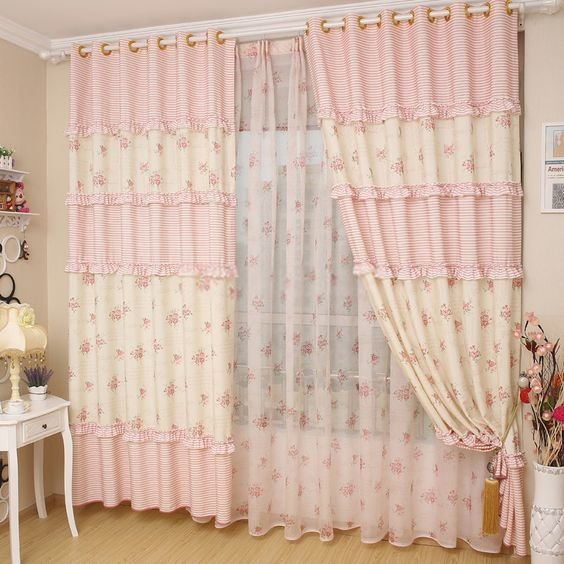 ห้องสีครีม ผ้าม่านสีอะไร