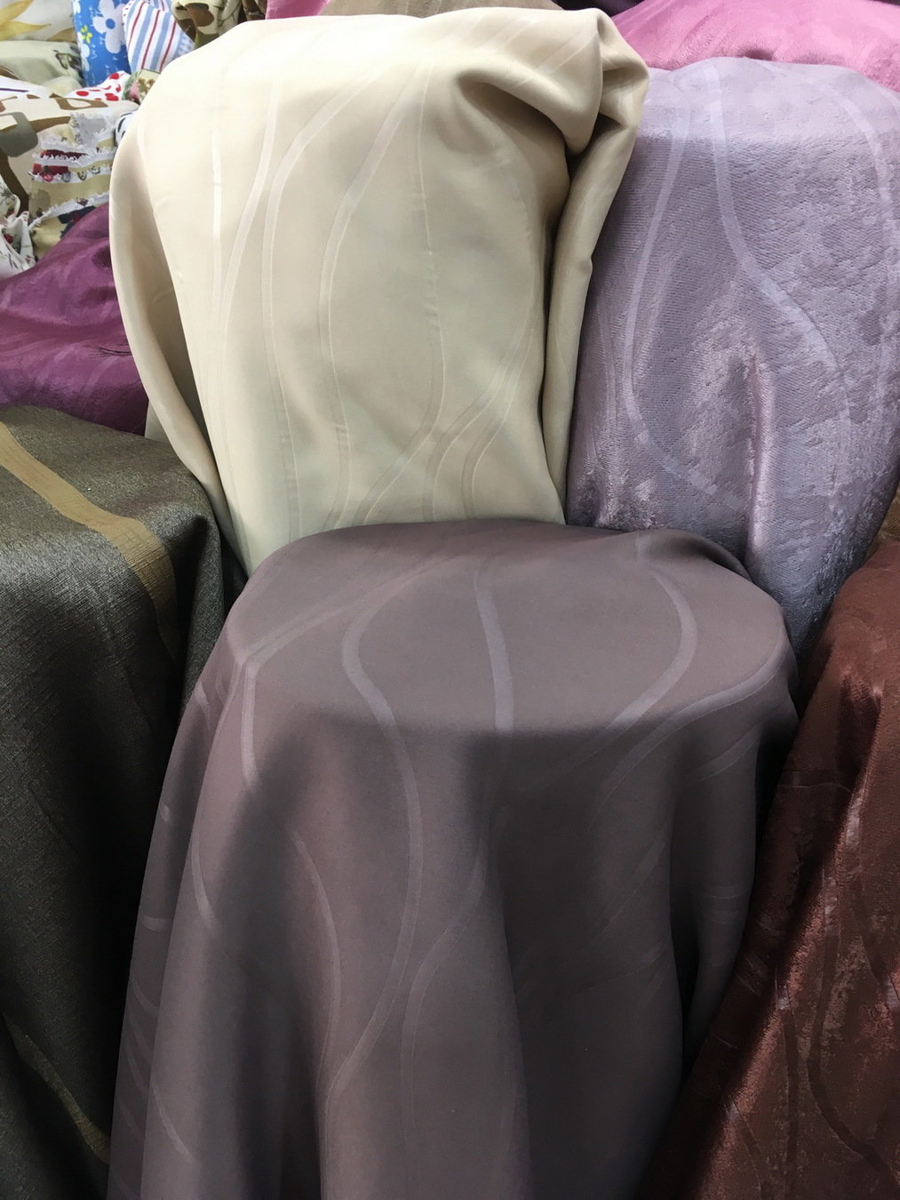 ผ้าหุ้มเบาะ ผ้าบุโซฟา สวย ราคาถูก