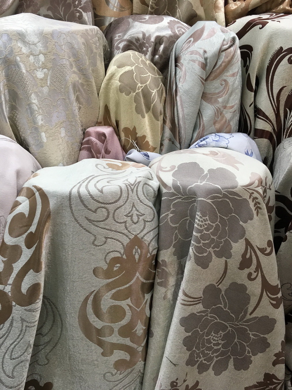 ผ้าหุ้มเบาะ ผ้าบุโซฟา สวย ราคาถูก