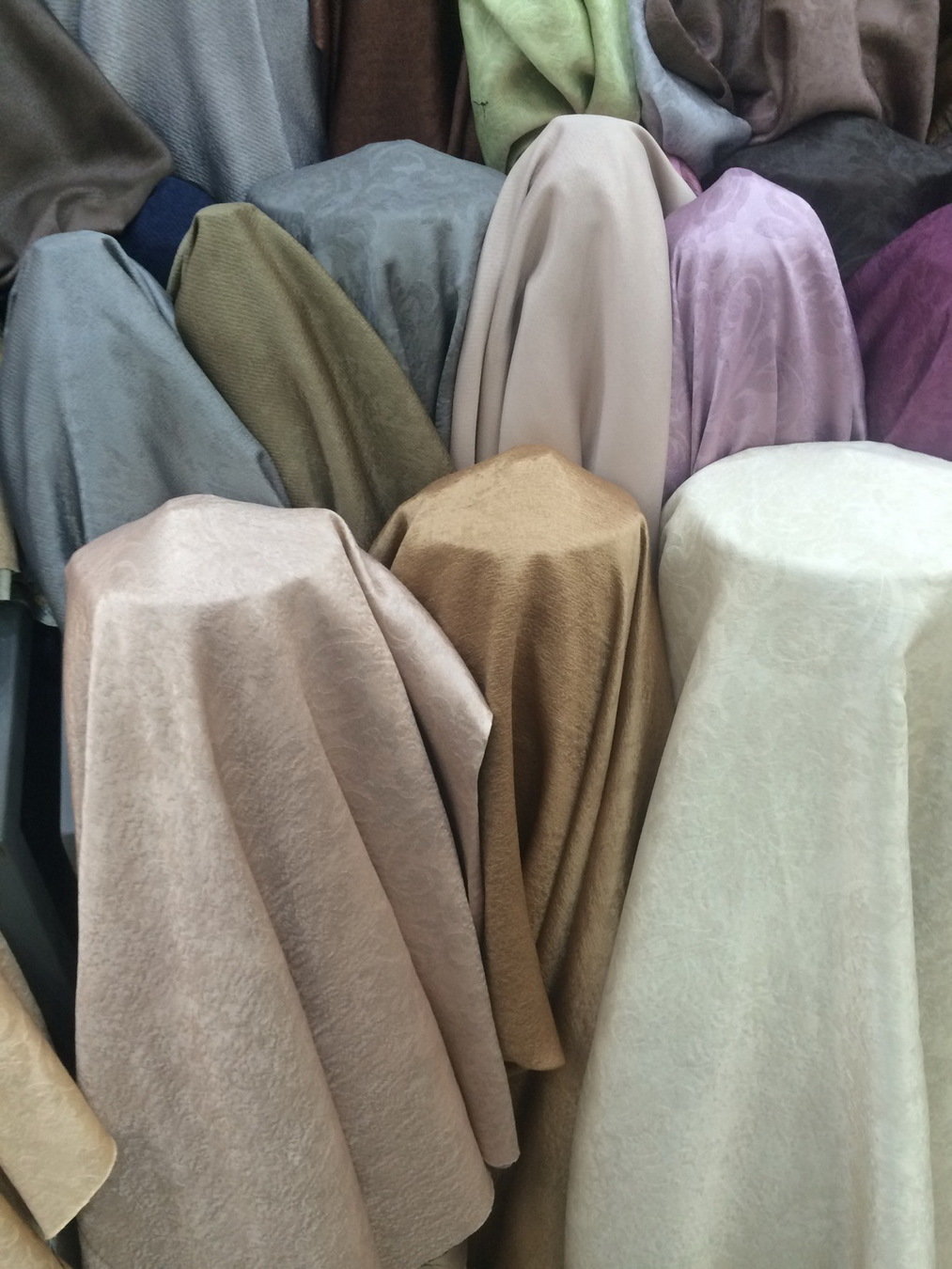 ผ้าหุ้มเบาะ ผ้าบุโซฟา สวย ราคาถูก