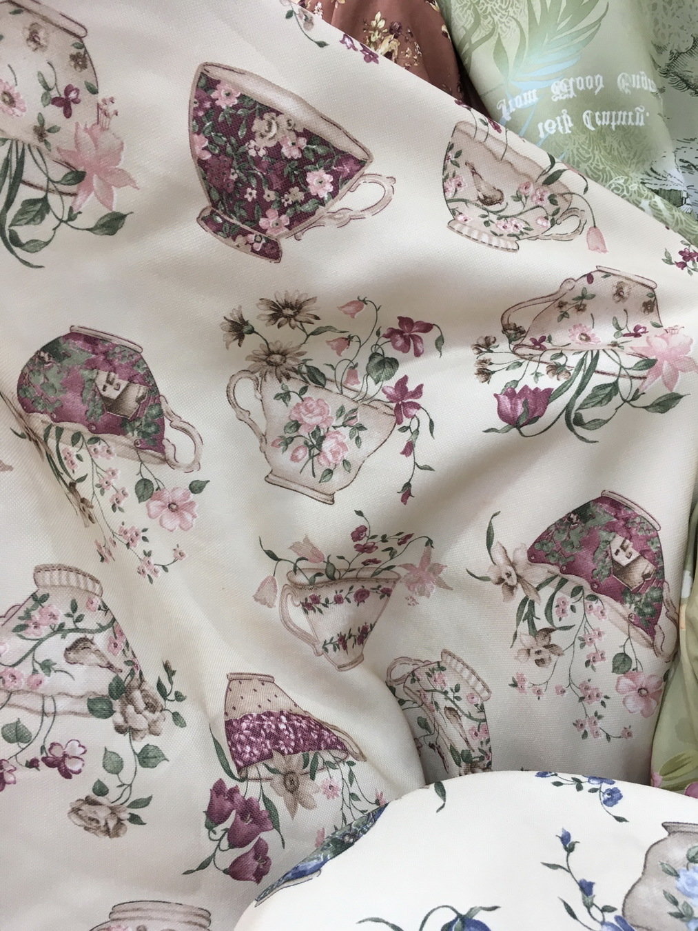 ผ้าหุ้มเบาะ ผ้าบุโซฟา สวย ราคาถูก