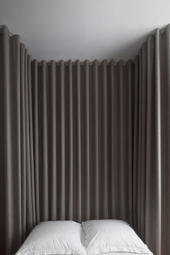 ผ้าม่านกั้นแอร์ ทําเอง