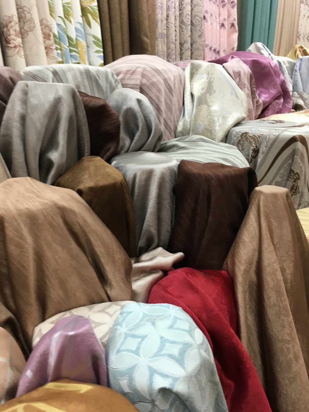 ขายส่งผ้ายกม้วน