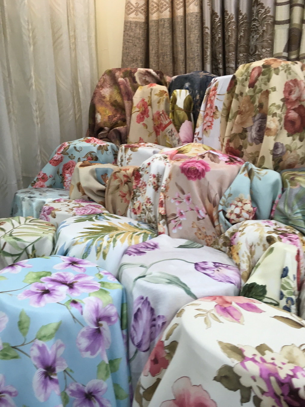 ขายส่งผ้ายกม้วน