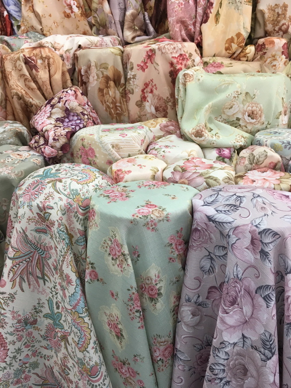 ขายส่งผ้ายกม้วน