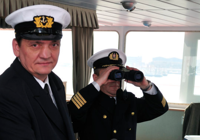 Ted Blenkers-Navigation officers