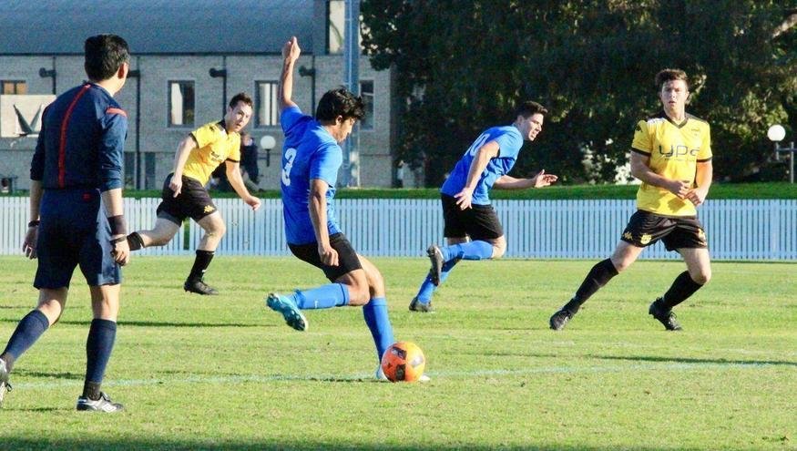 Gary Fixter Soccer Game 