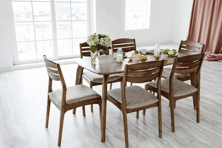 Mẫu bàn ăn 6 ghế gỗ óc chó trang nhã, tinh tế