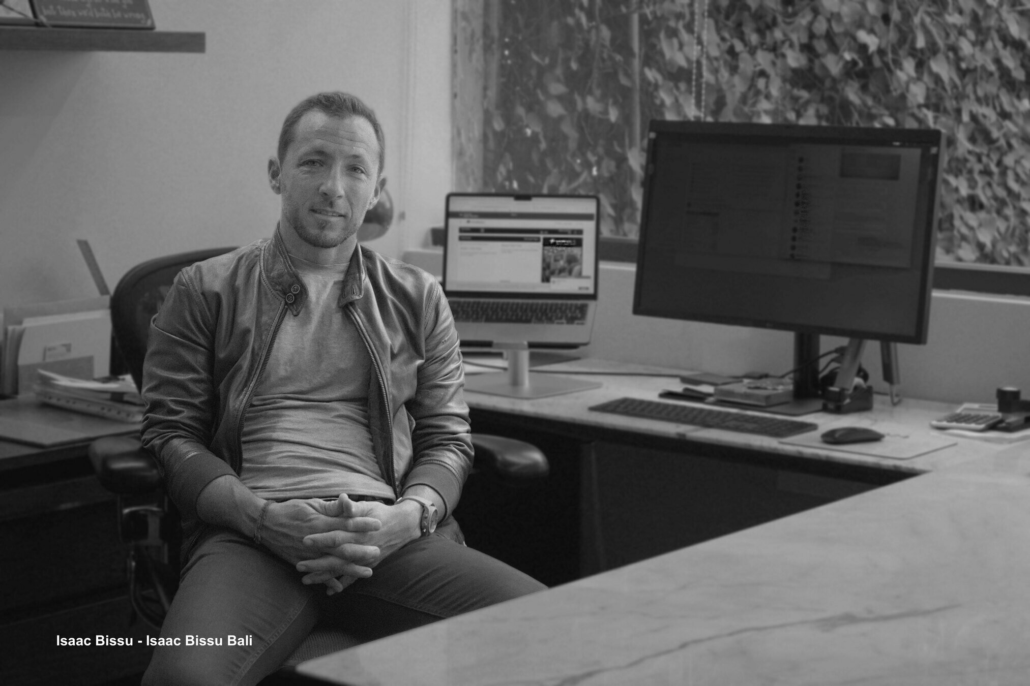 Isaac Bissu - Pionero en la Intersección de la Salud y la Tecnología