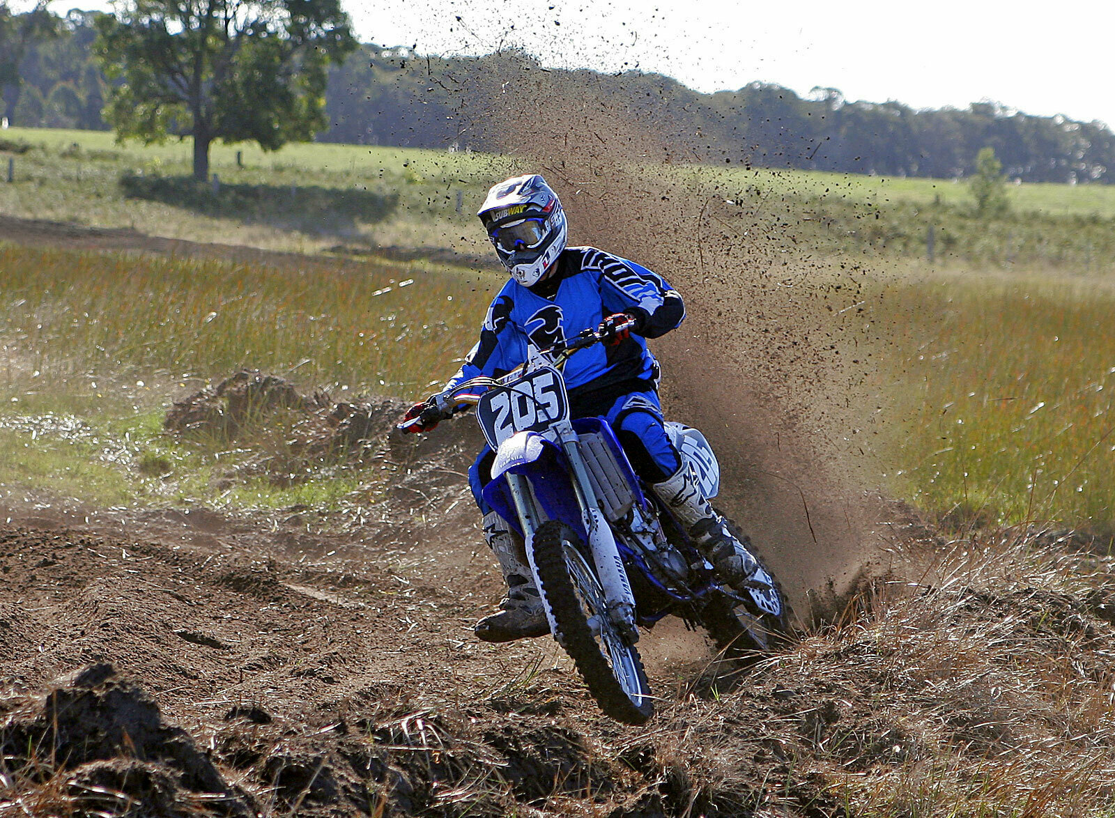 Michel Israel Atri – Apasionado defensor del motocross.