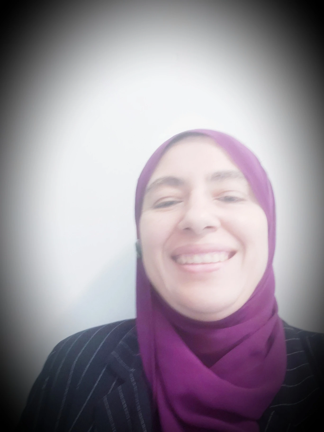 Dr. Noha Hassan, P.Eng. - Quantum Machine Learning & Wireless Networks Expert
