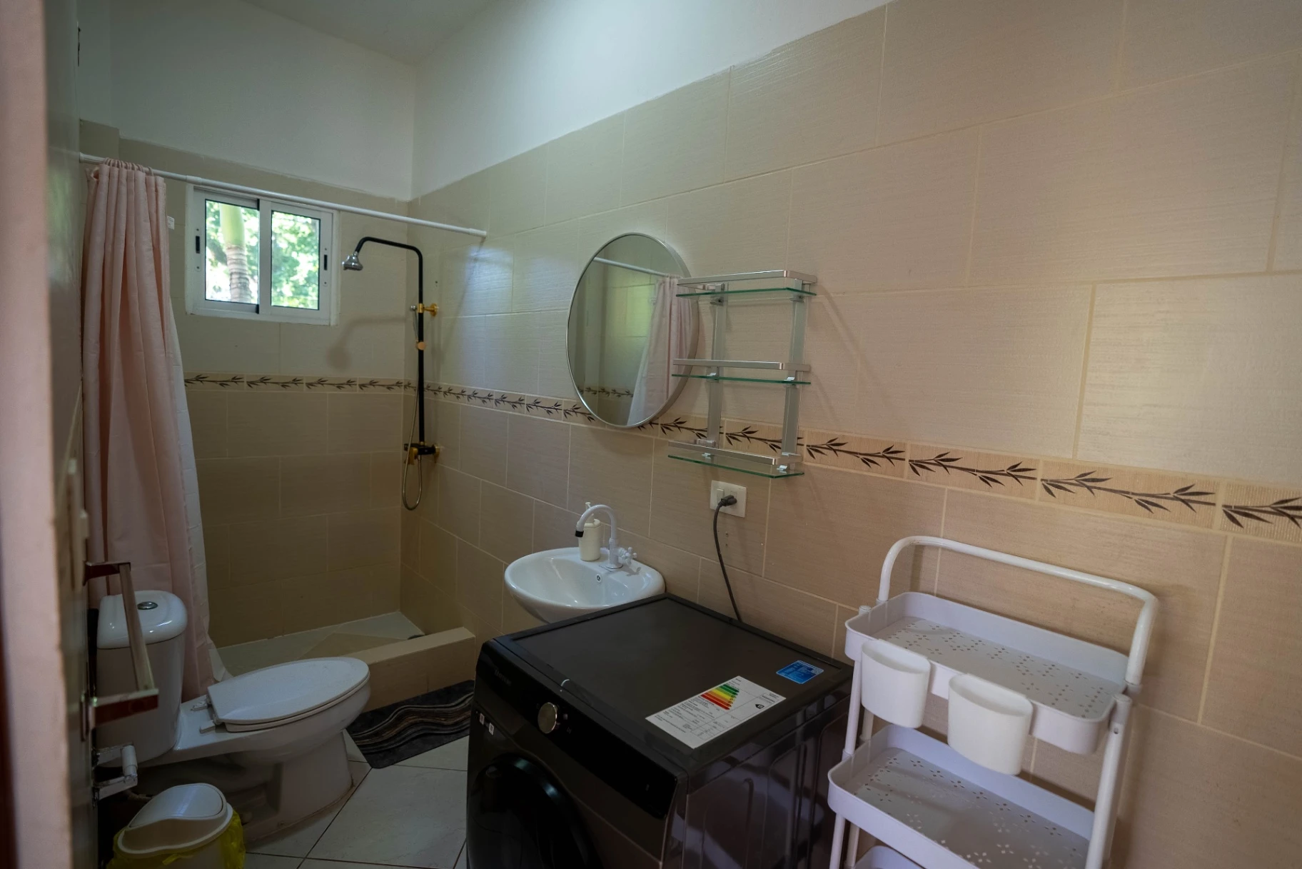 Modern Tropical Villa Exterior