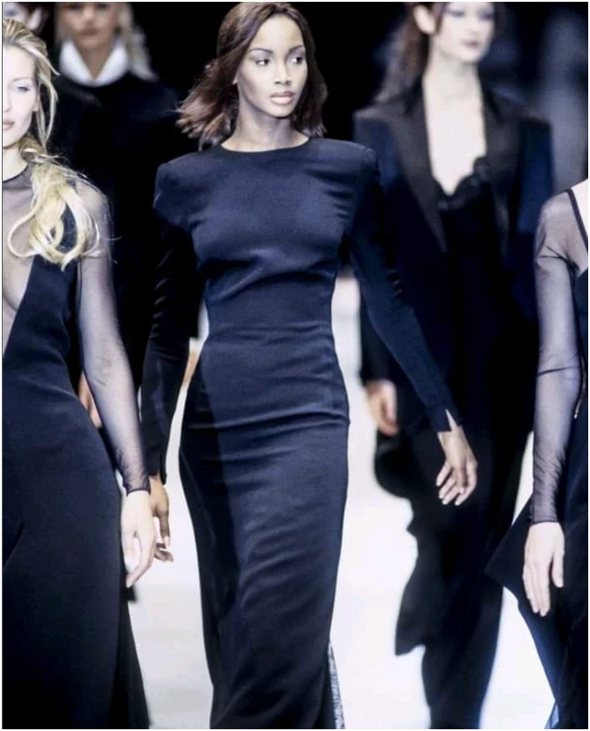 Beverly Peele mentoring a student