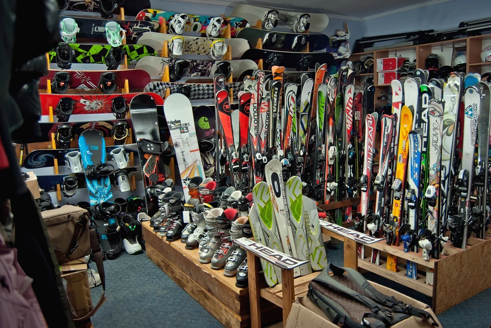 Boards and Skis rental image
