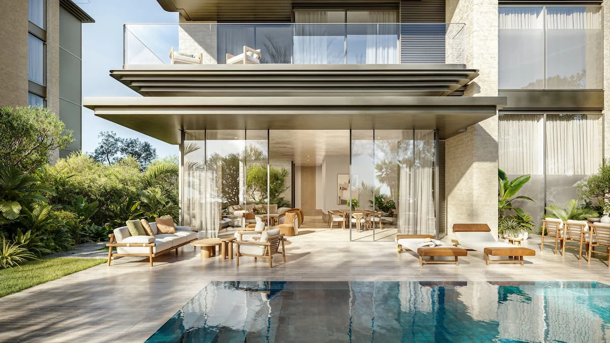 Residence with water feature