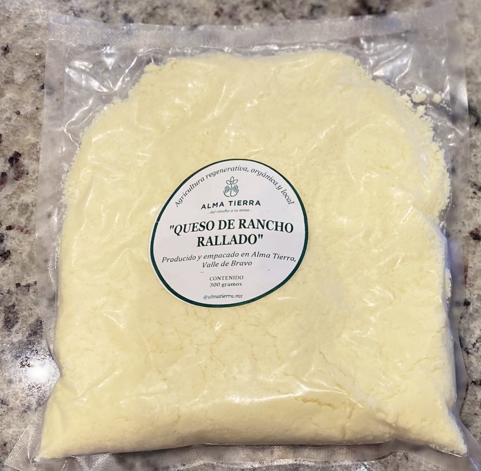 Queso Ranch Queso de Rancho Semicurado rallado - ALMA TIERRA