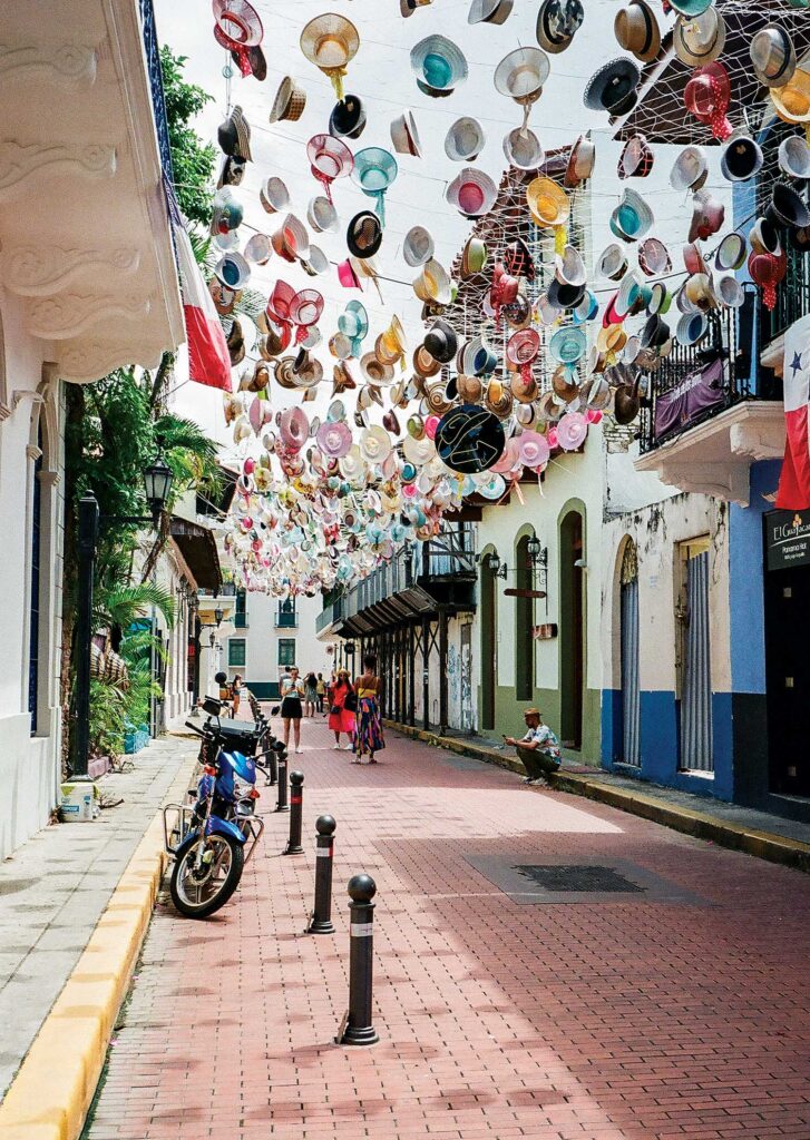 Street scene in Casco Viejo
