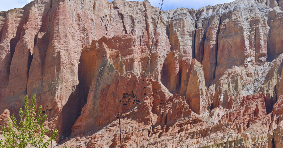 The red cliffs of dhakmar get their color from iron oxide minerals.