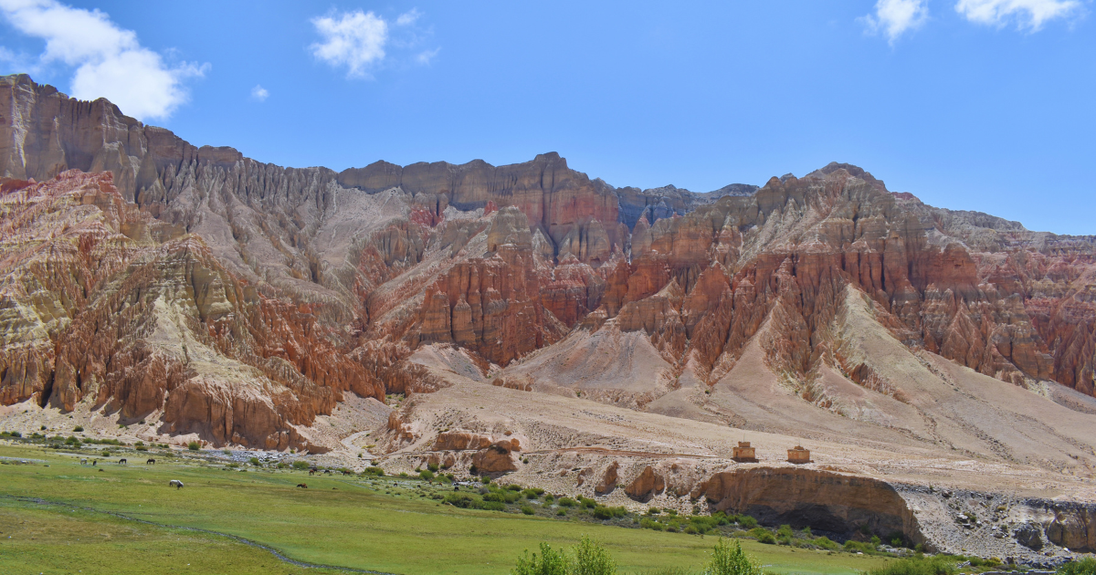 Dhakmar Red Cliffs