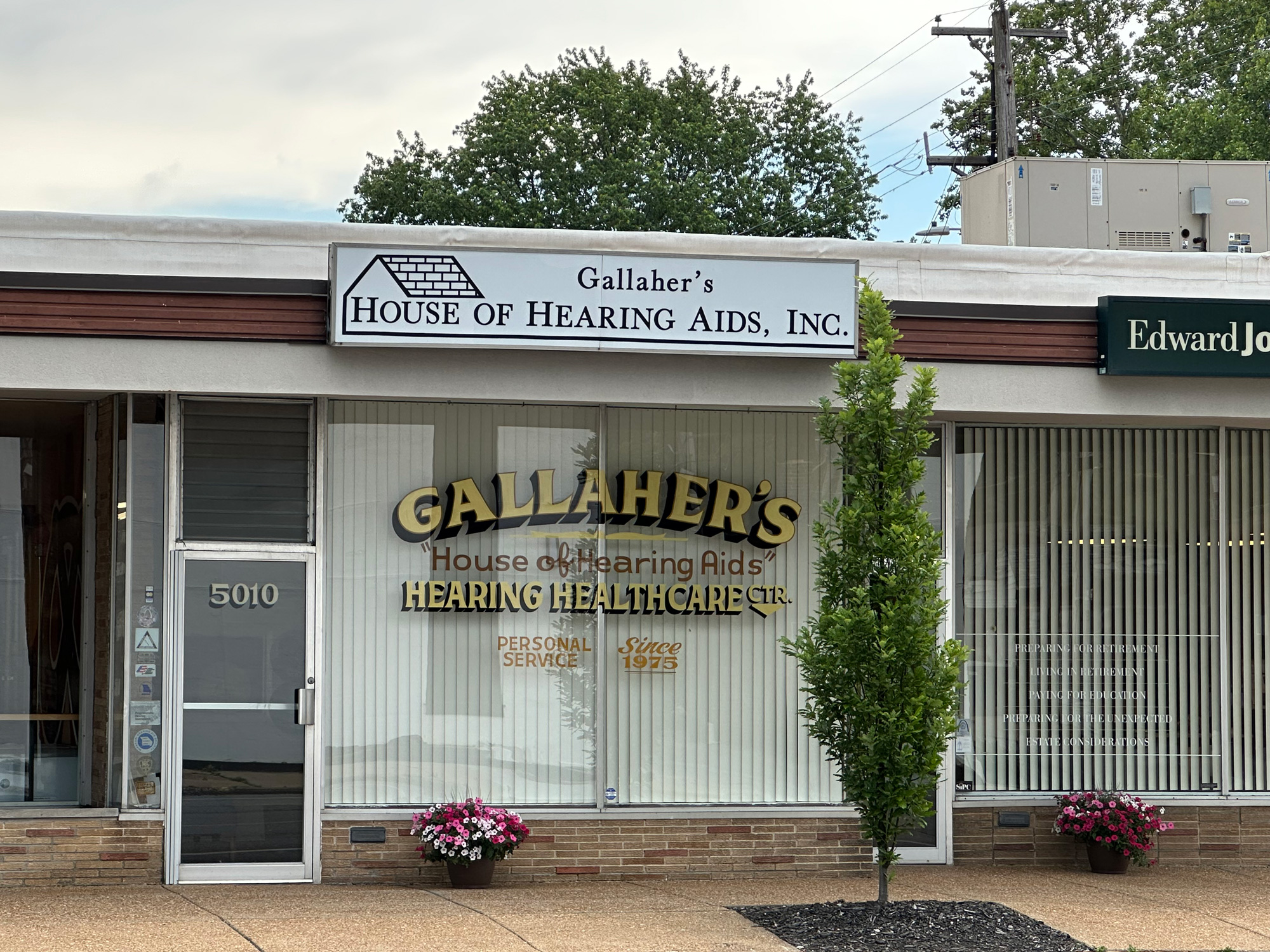 gallahers house of hearing aids storefront