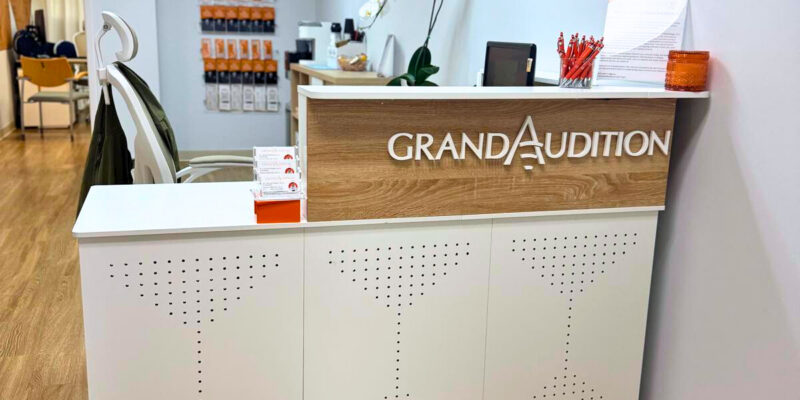 Plantation Front Desk