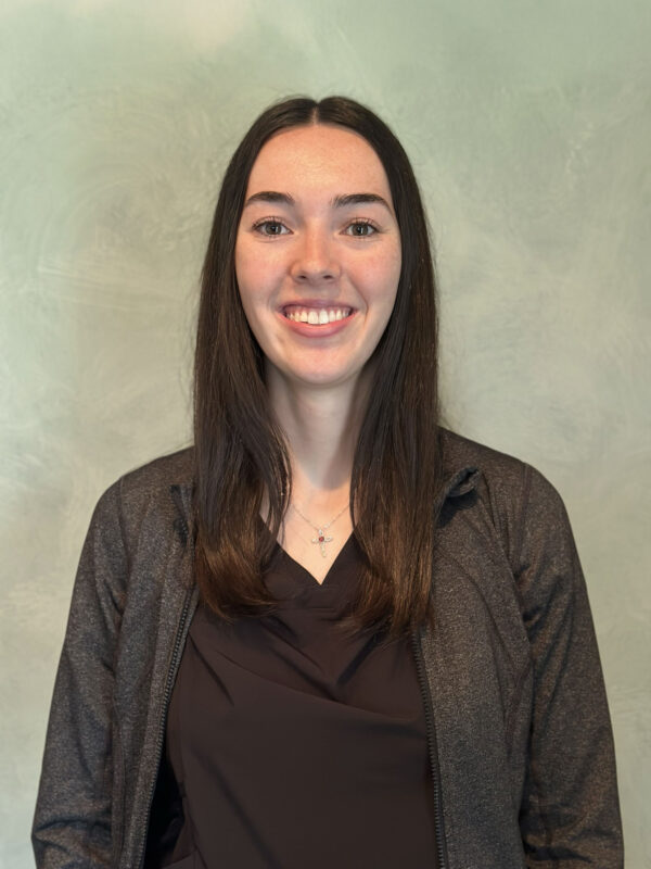 headshot Lauren Lockwood