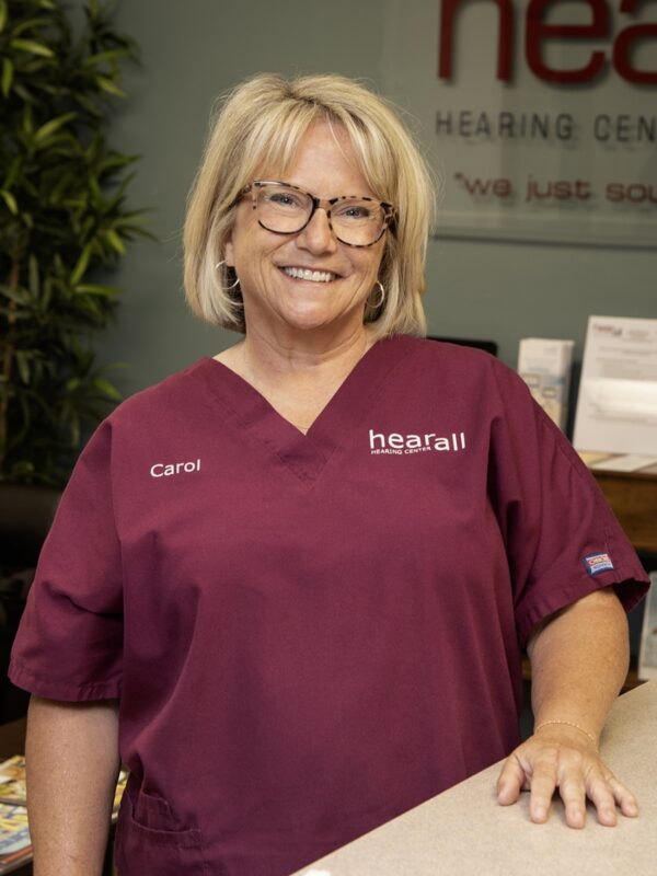 headshot Carol Heckler