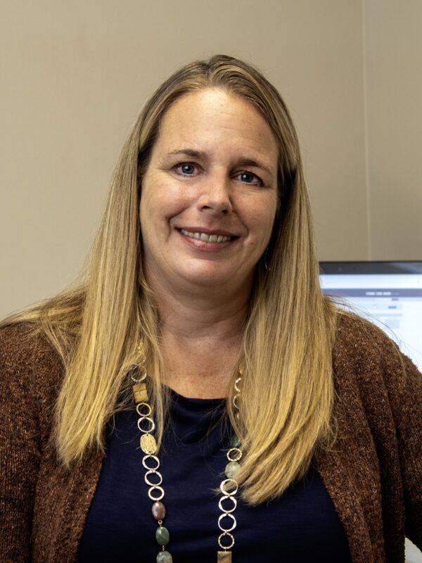 headshot Laura Stroud Church Au D