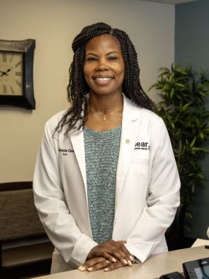 headshot TaRonda Clark Au D