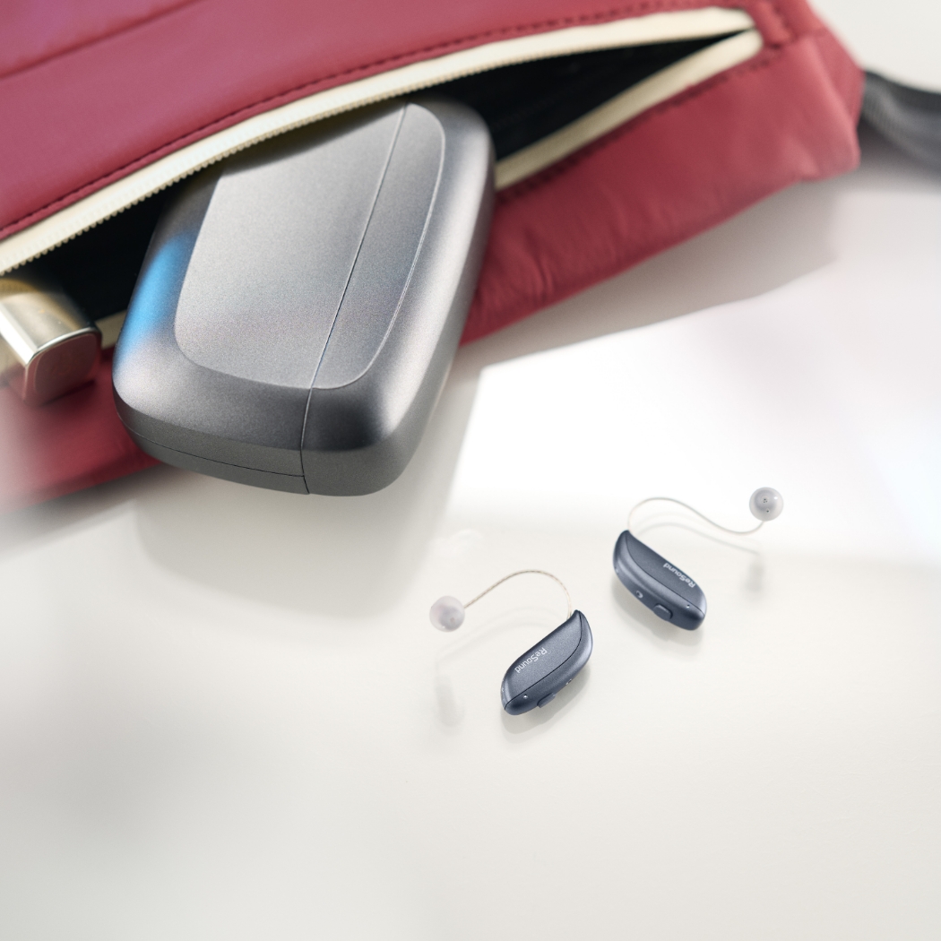 ReSound Vivia Lifestyle Navy In Bag