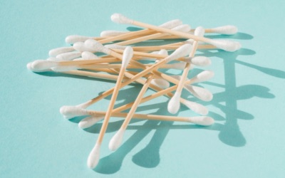Q tips 400x250