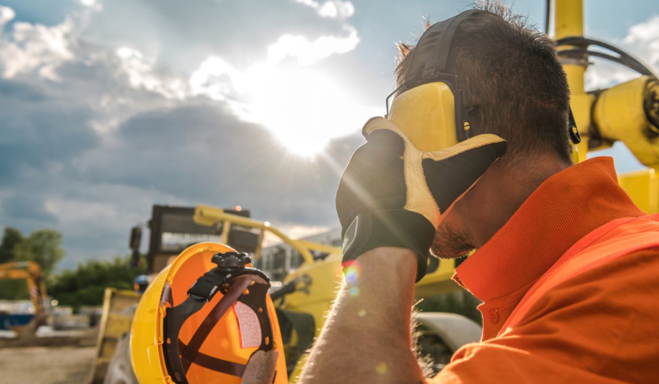 loud construction hearing protection