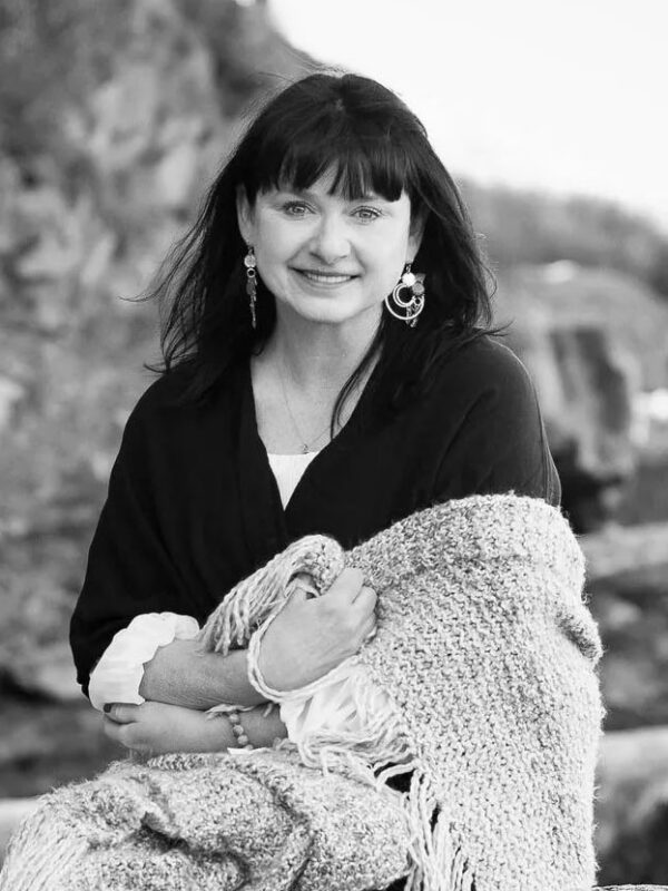 headshot Lisa Lopez AuD