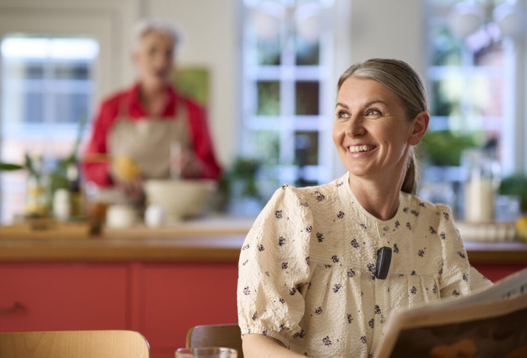 ReSound Nexia lifestyle multi mic woman in kitchen