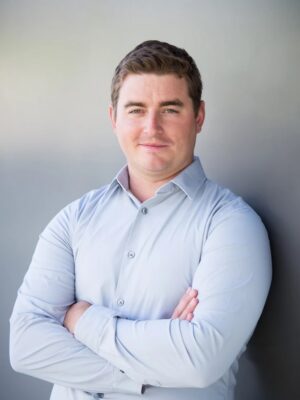 headshot Carson Tiede Owner Specialist