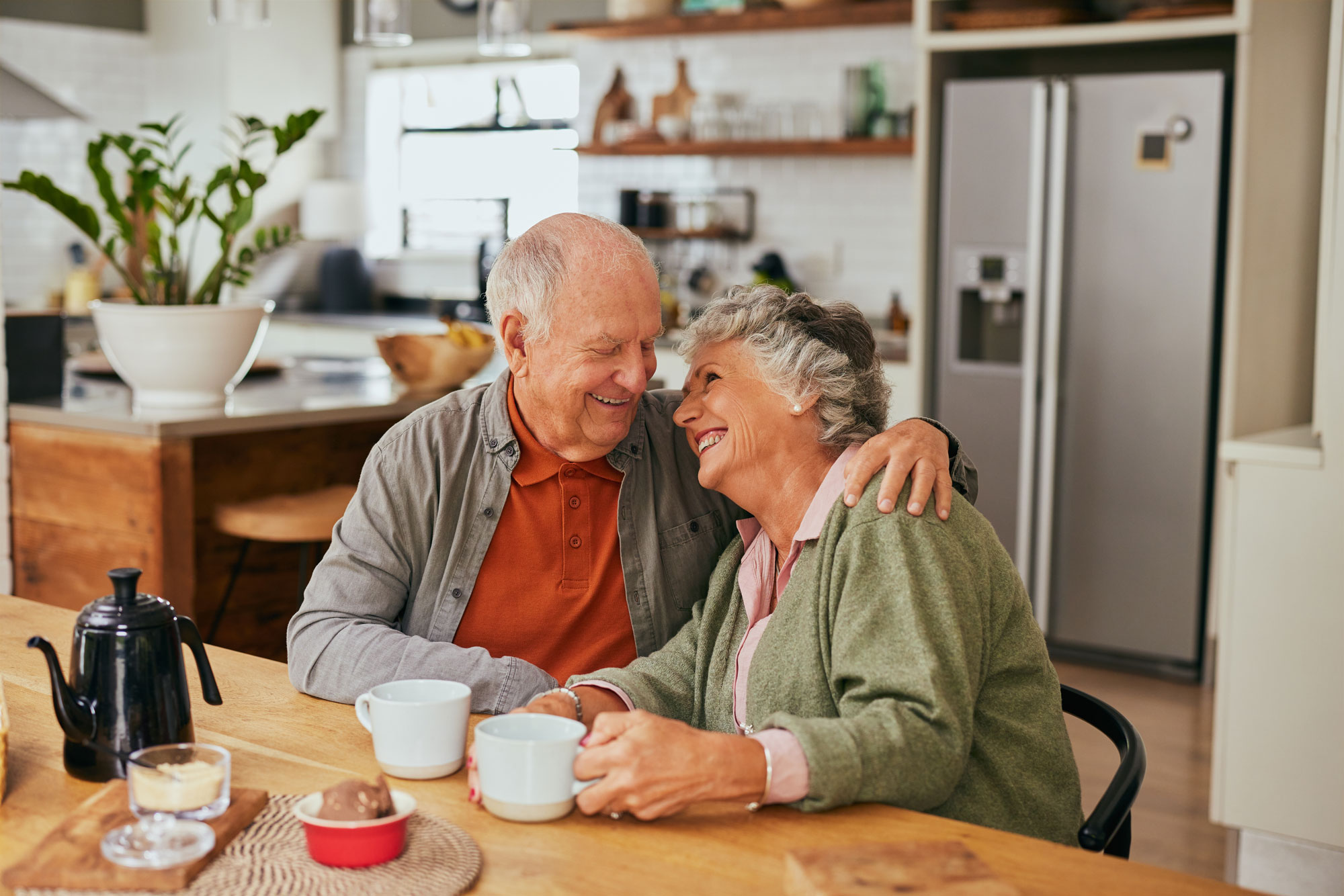 senior couple drinking tea