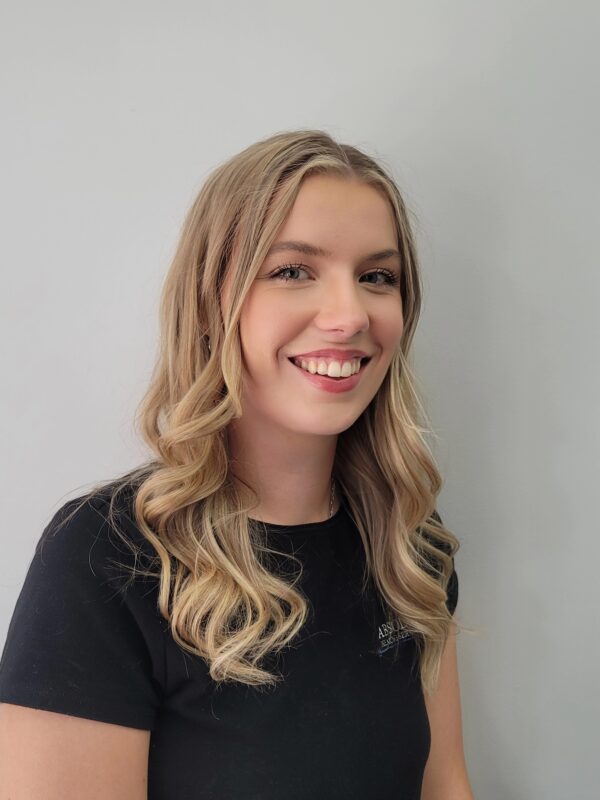 Maddie Head Shot