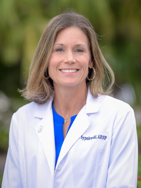 headshot Michele Sypniewski